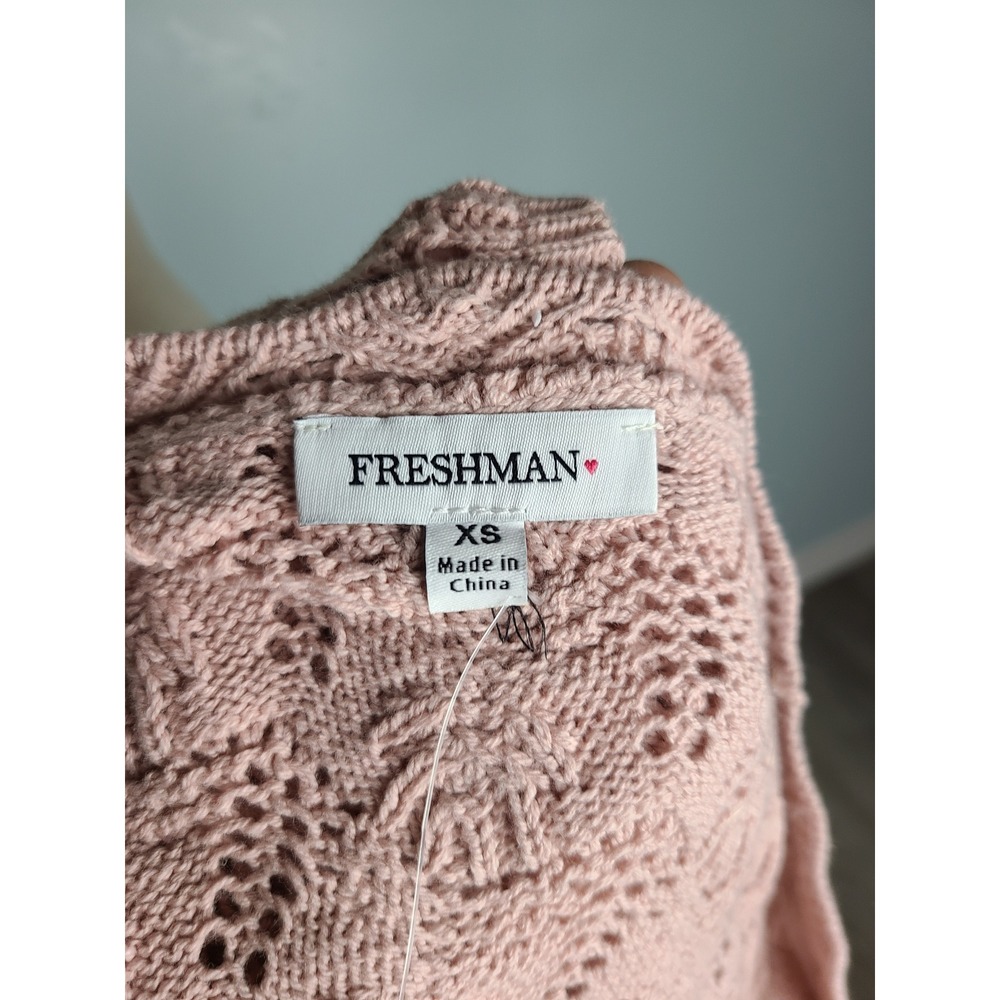 Freshman Sz XS Bell Sleeve Cardigan Fitted Pink Crochet Cottagecore Boho Western - Picture 4 of 5